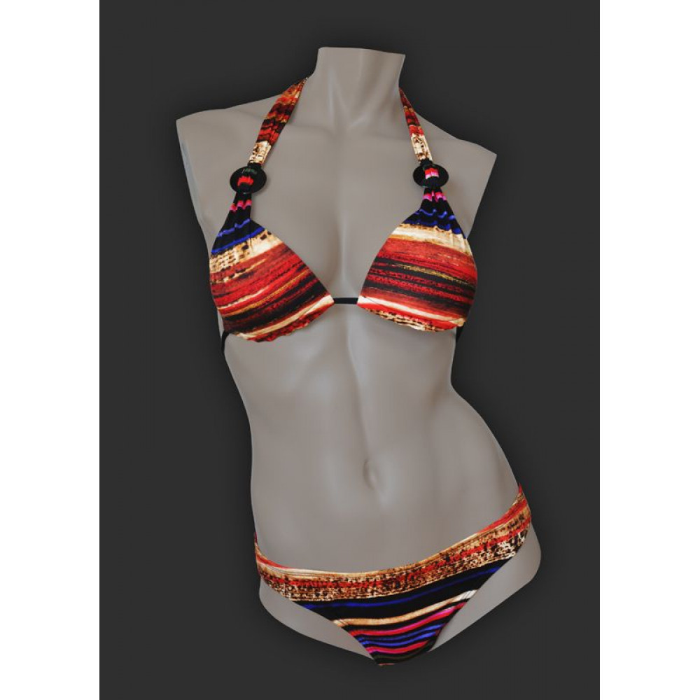 Оригинальный купальник-бикини с декором Оригинальный купальник-бикини с декором